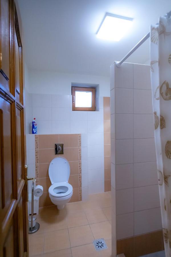Ozkut Apartmanhaz Ólmod エクステリア 写真